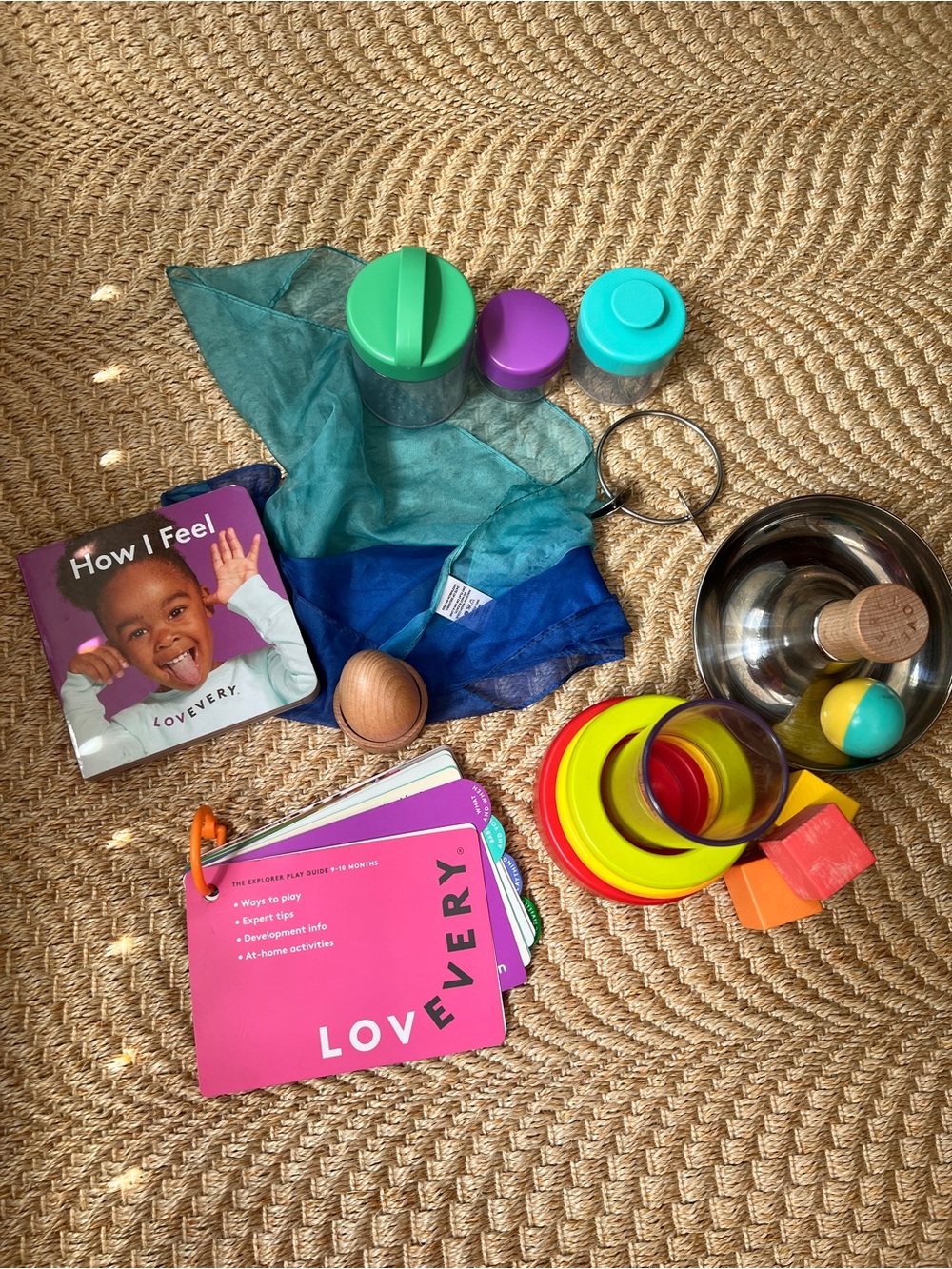 Lovevery Playkit 9-10M The Explorer Sensory Play Set
